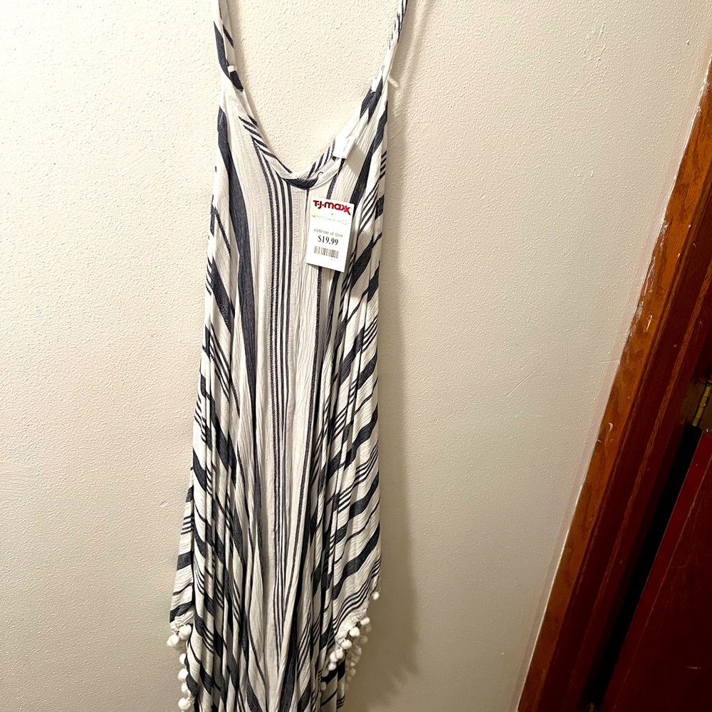 Dress/swimsuit coverup